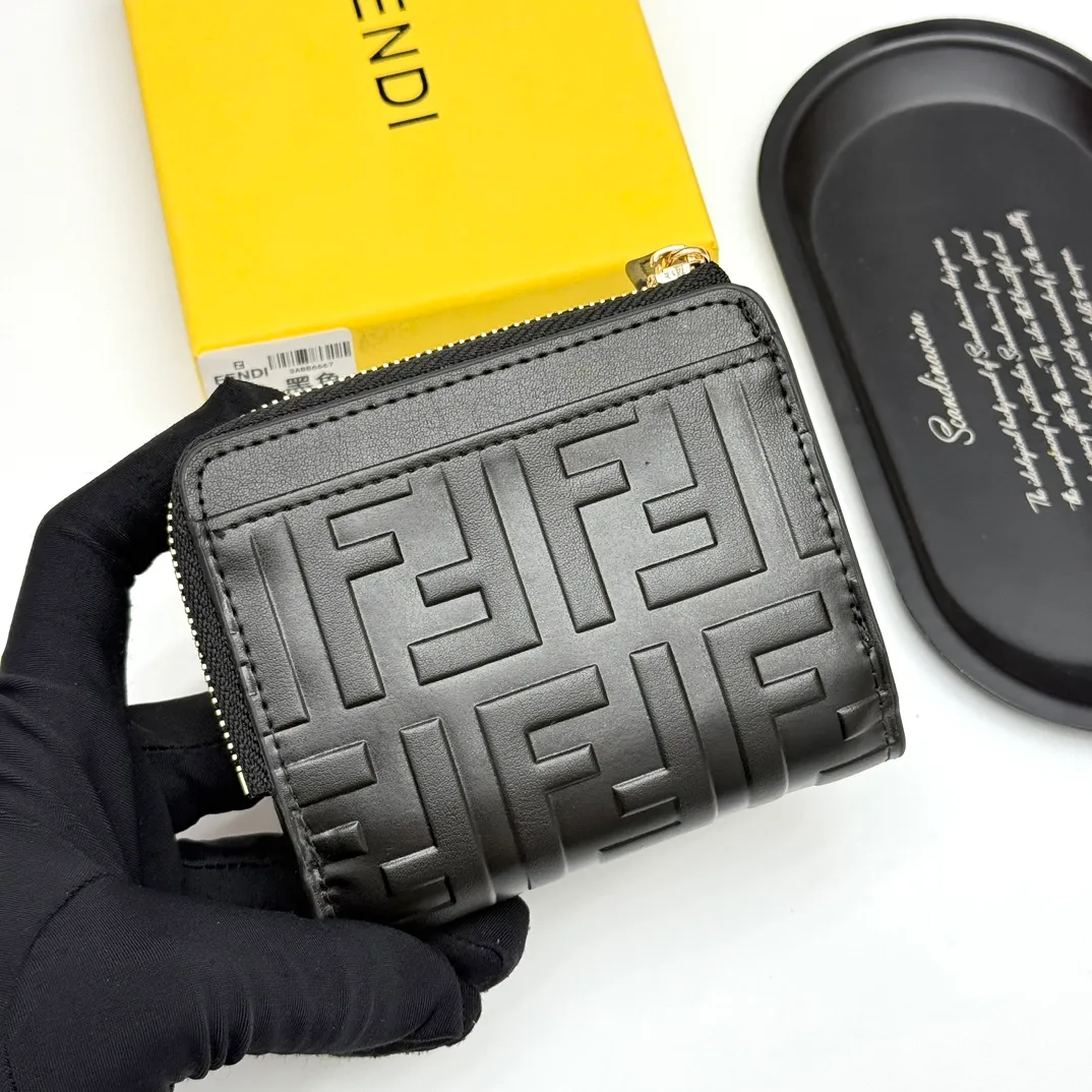 All Categories Fendi Wallet (Fendi) Fendi V08