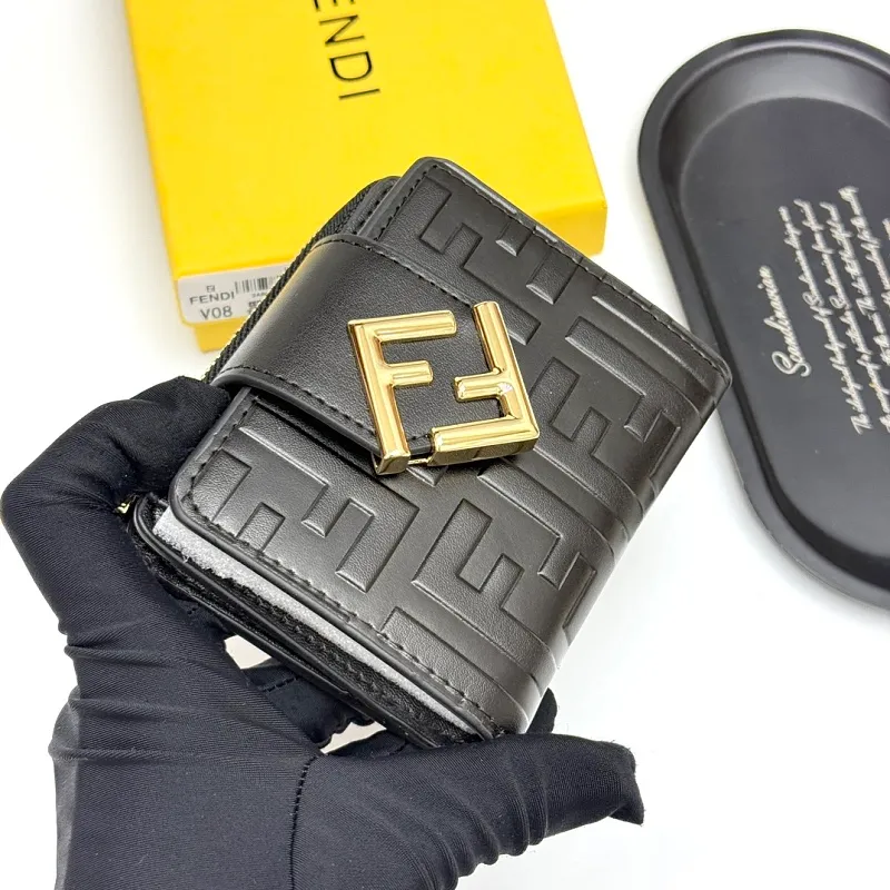 All Categories Fendi Wallet (Fendi) Fendi V08