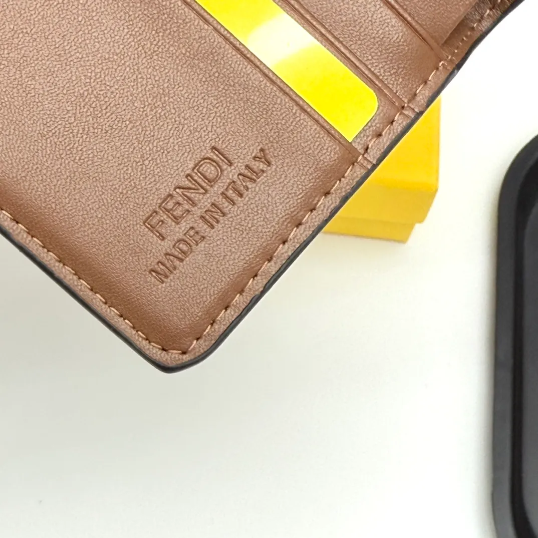 All Categories Fendi Wallet (Fendi) Fendi V08