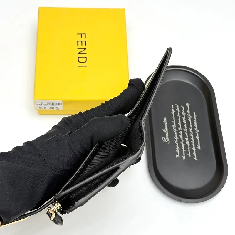 All Categories Fendi Wallet (Fendi) Fendi V08