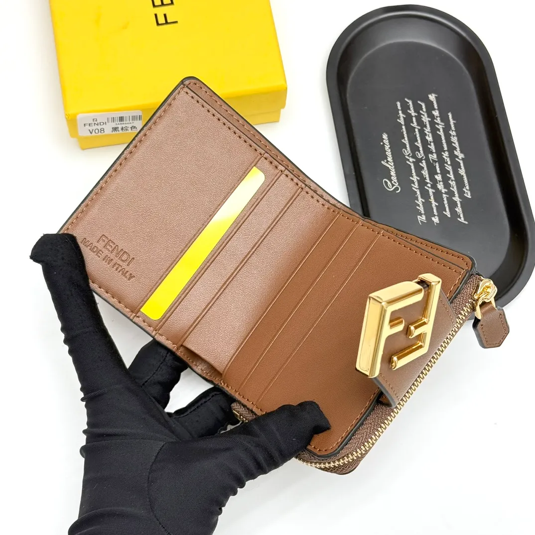 All Categories Fendi Wallet (Fendi) Fendi V08
