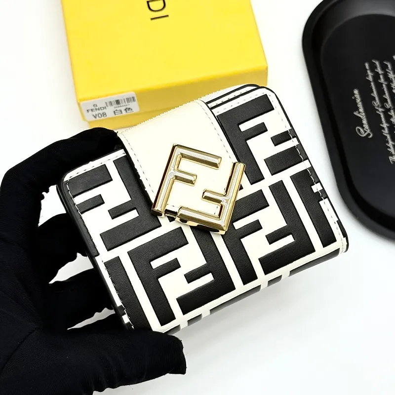 All Categories Fendi Wallet (Fendi) Fendi V08