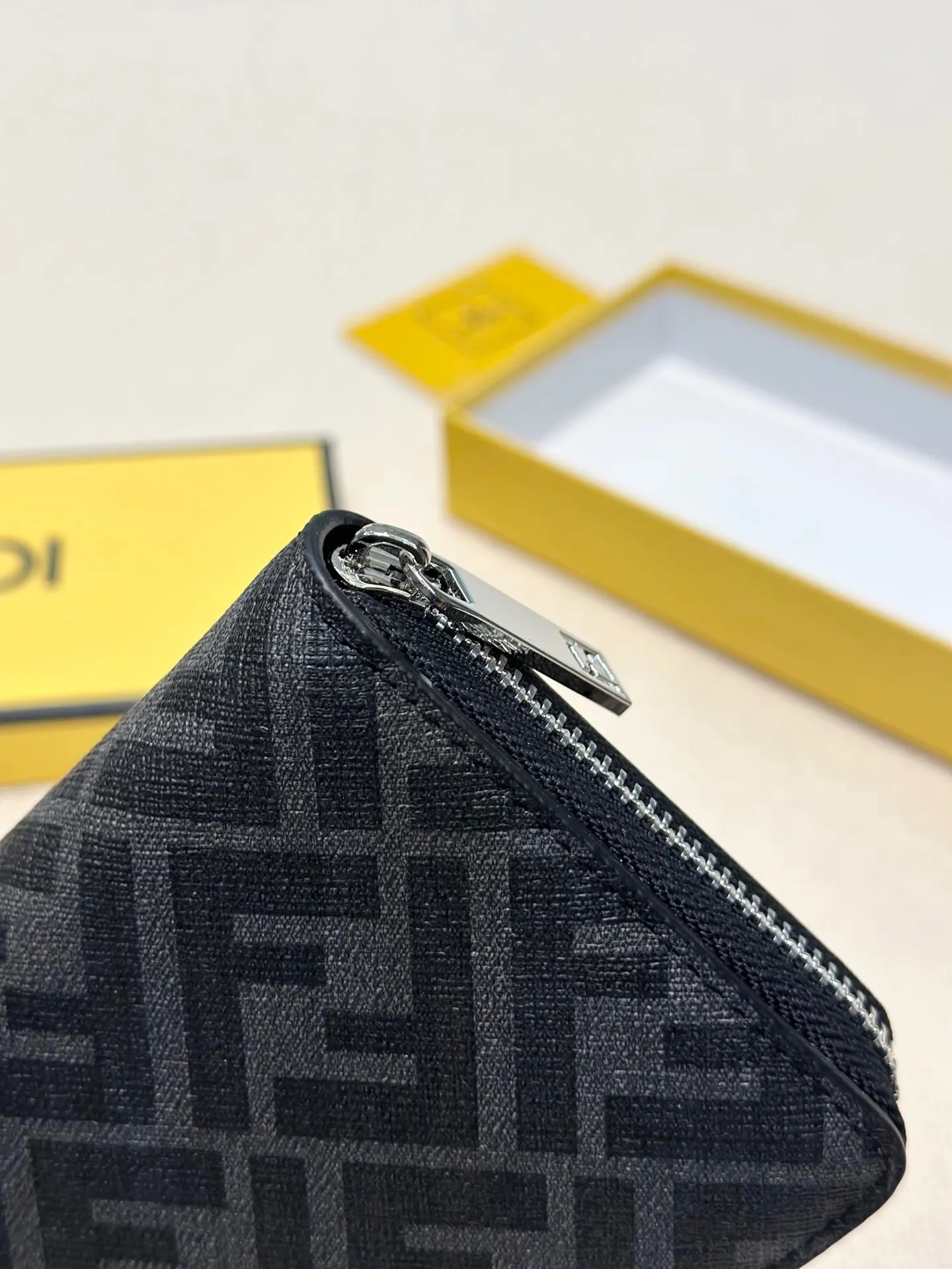 All Categories Fendi Wallet (Fendi) Fendi 2211