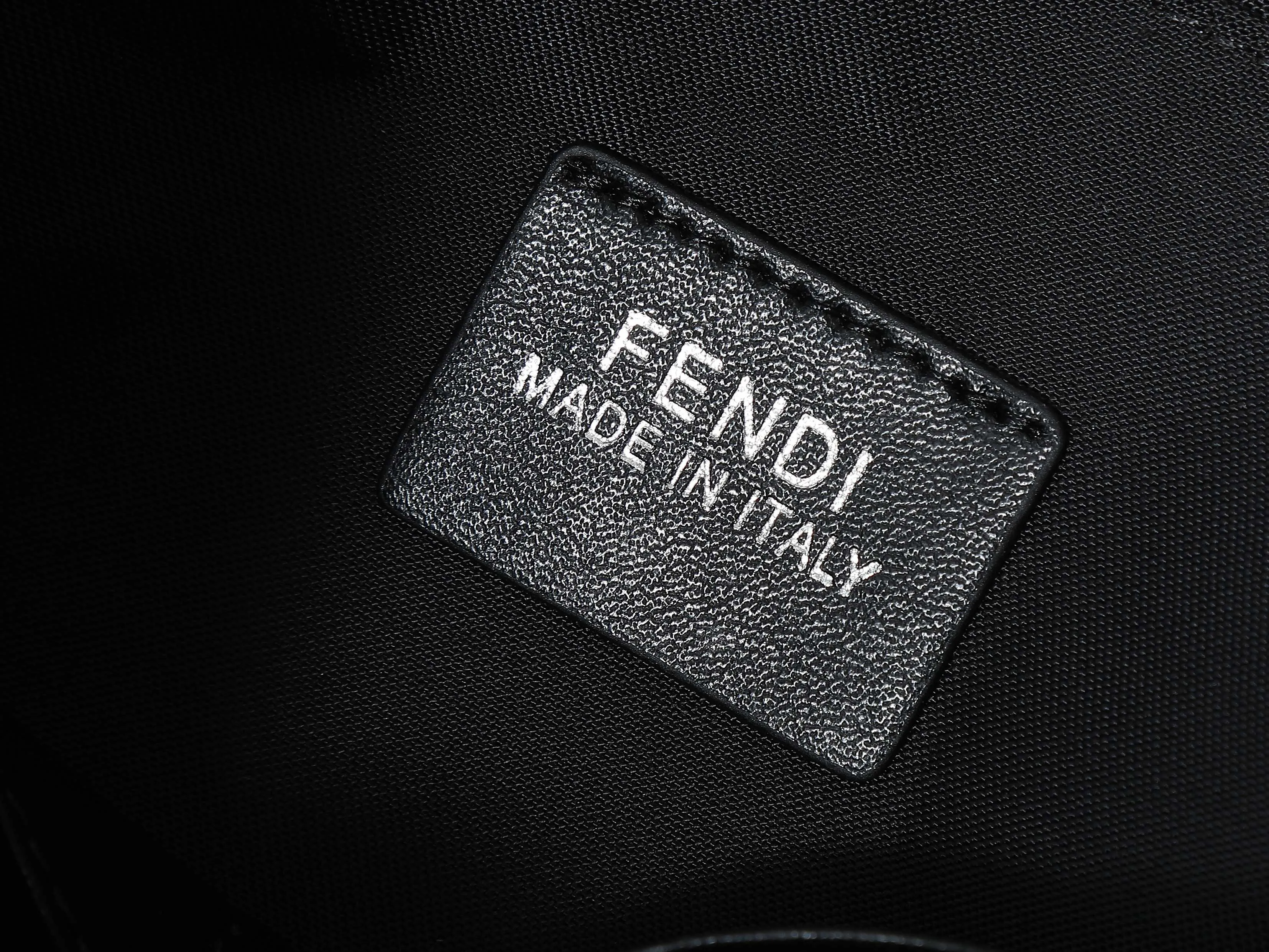 All Categories Fendi Wallet (Fendi) Fendi F7VA491