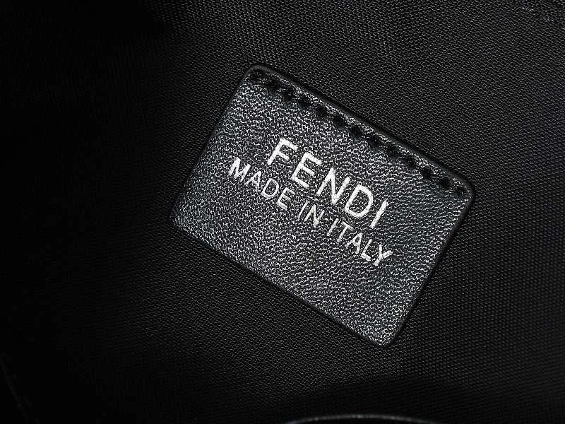 All Categories Fendi Wallet (Fendi) Fendi F7VA491