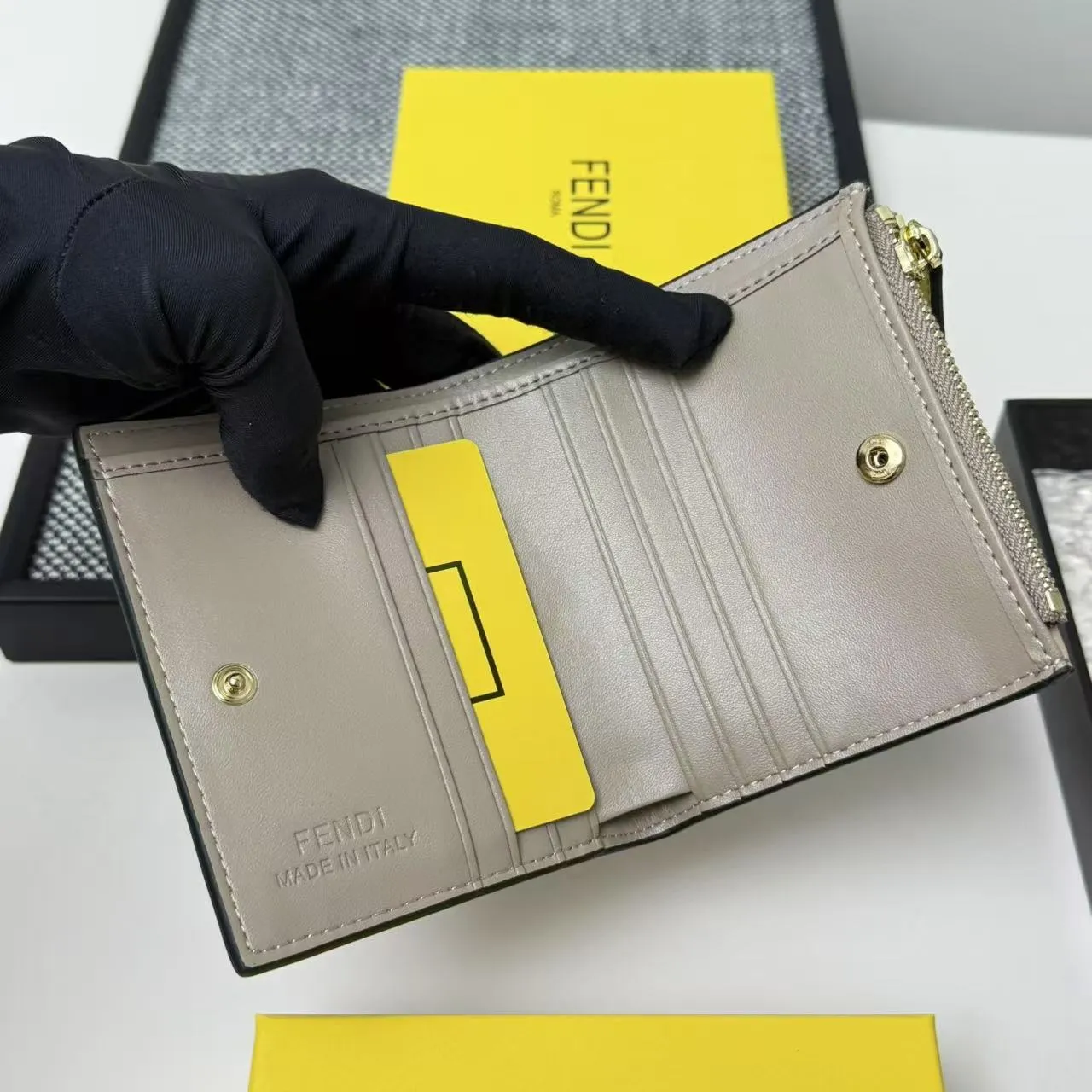 All Categories Fendi Wallet (Fendi) Fendi 2606