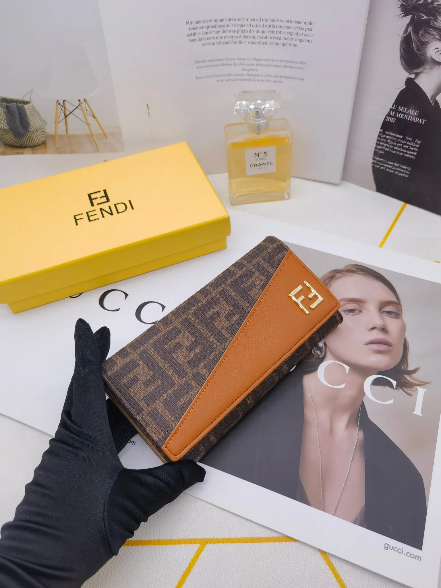 All Categories Fendi Wallet (Fendi) Fendi 8569