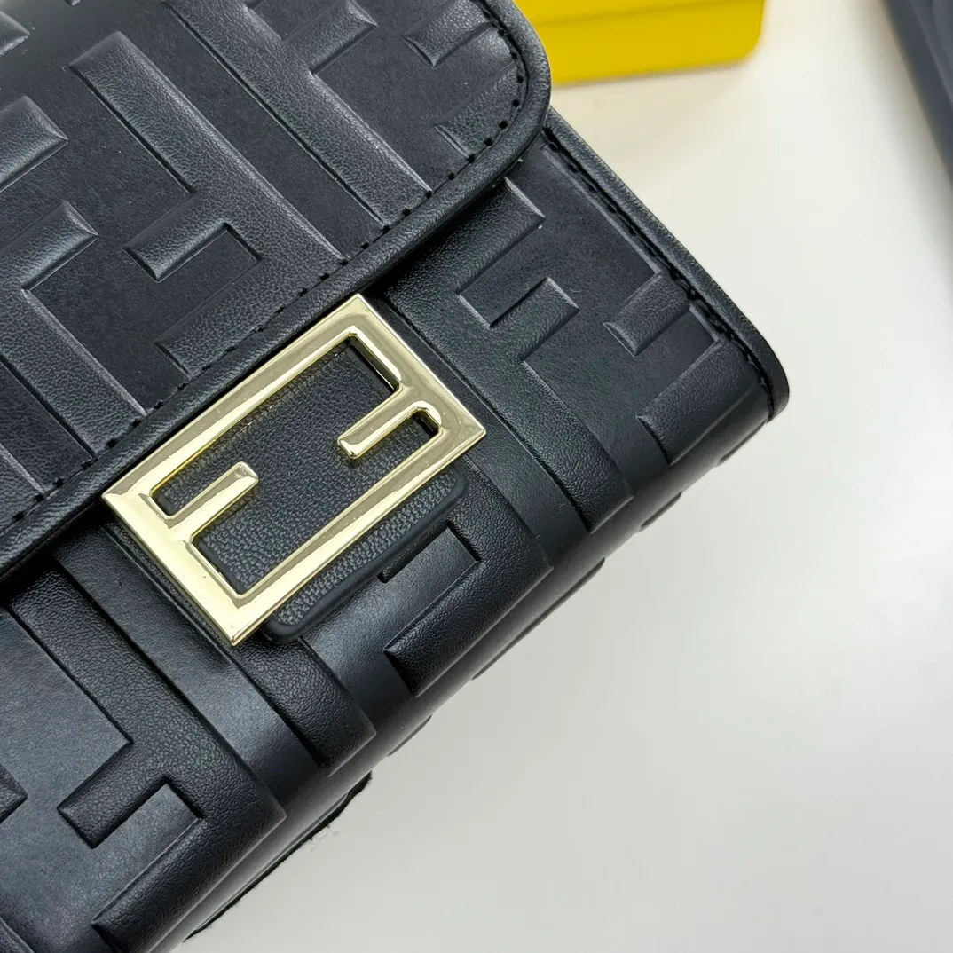 All Categories Fendi Wallet (Fendi) Fendi 8013