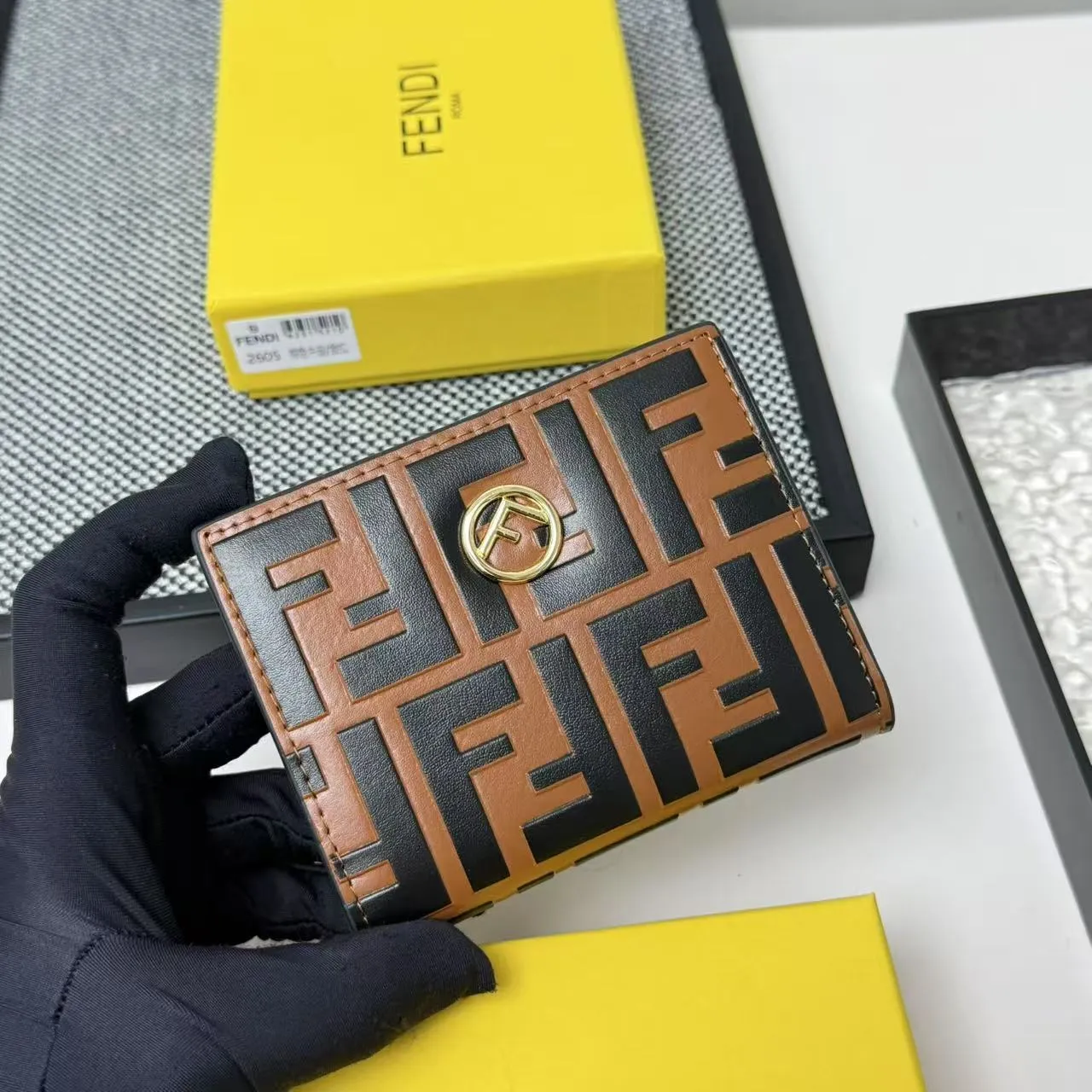 All Categories Fendi Wallet (Fendi) Fendi 2605