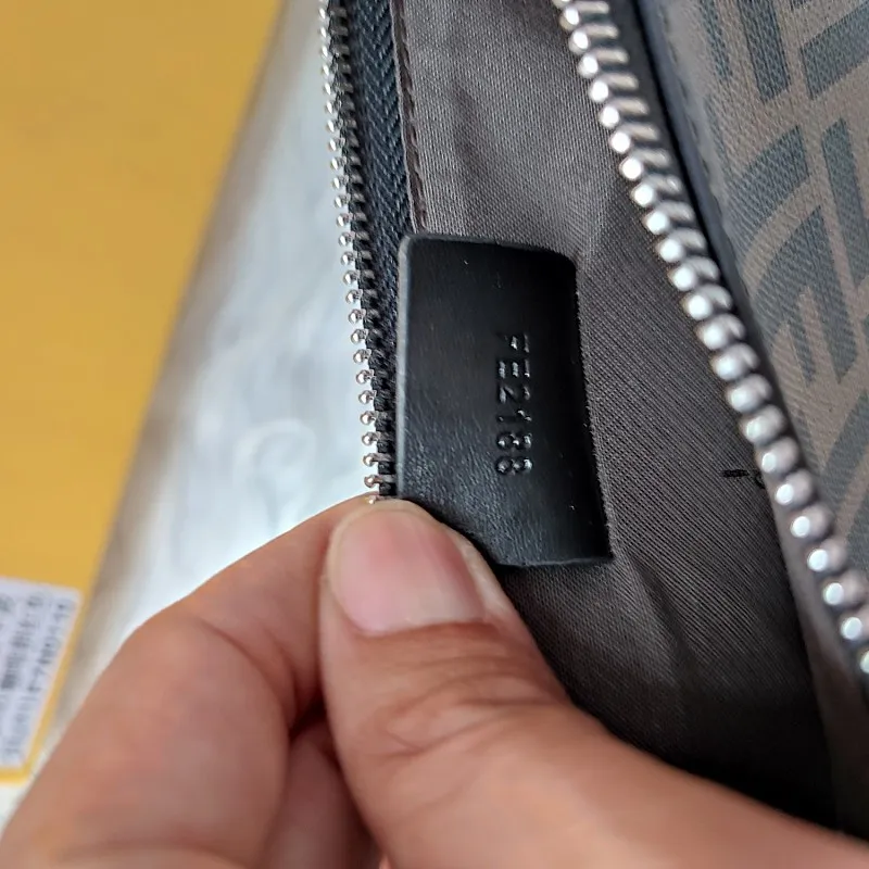 All Categories Fendi Wallet (Fendi) Fendi 7N0110