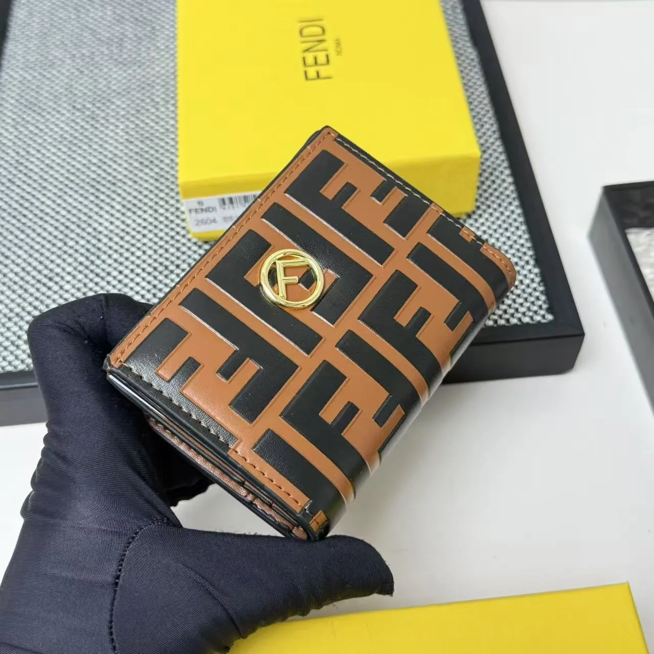 All Categories Fendi Wallet (Fendi) Fendi 2604