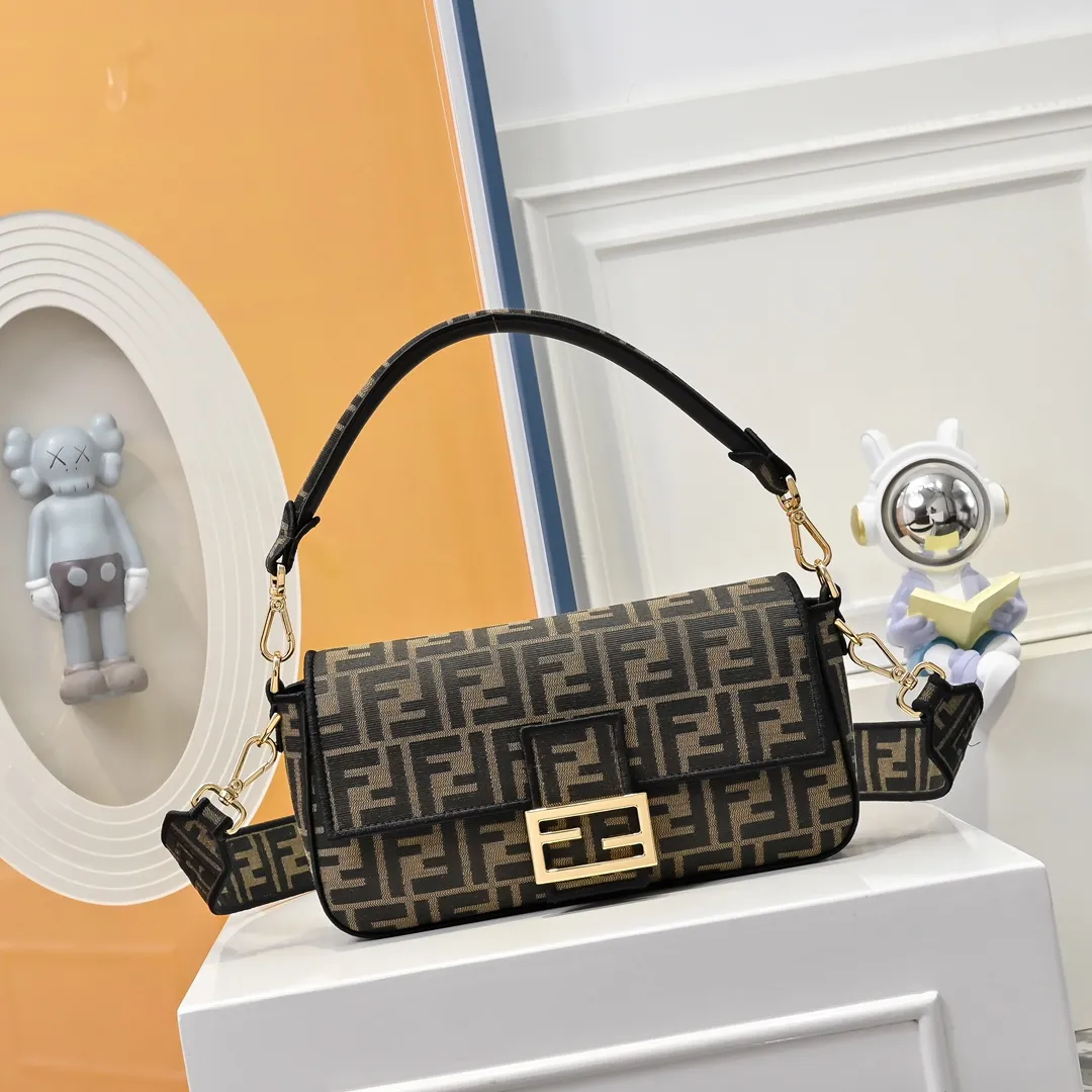 All Categories Fendi Women's Bags (Fendi) Fendi 0051 Presbyopia
