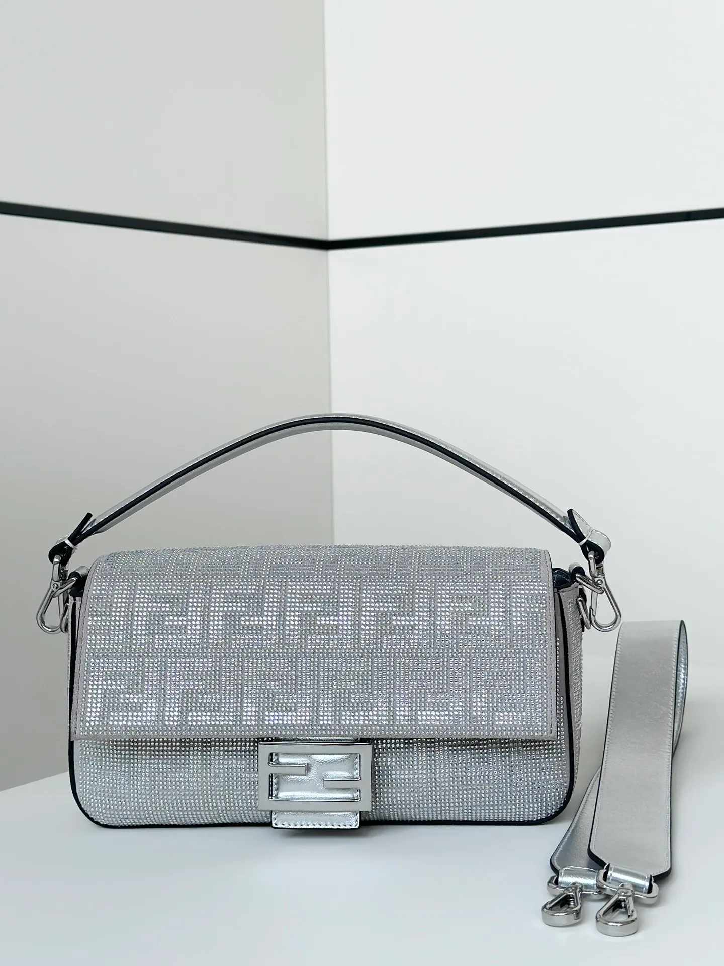 All Categories Fendi Women's Bags (Fendi) Fendi 8632