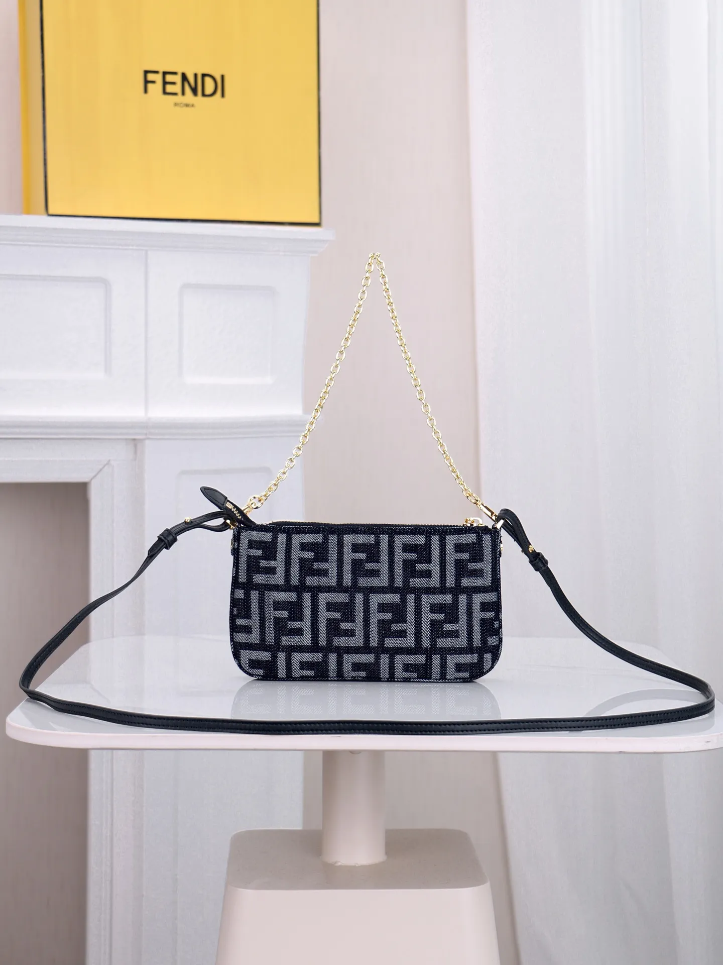 All Categories Fendi Women's Bags (Fendi) Fendi 7715
