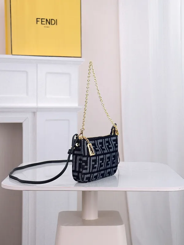 All Categories Fendi Women's Bags (Fendi) Fendi 7715