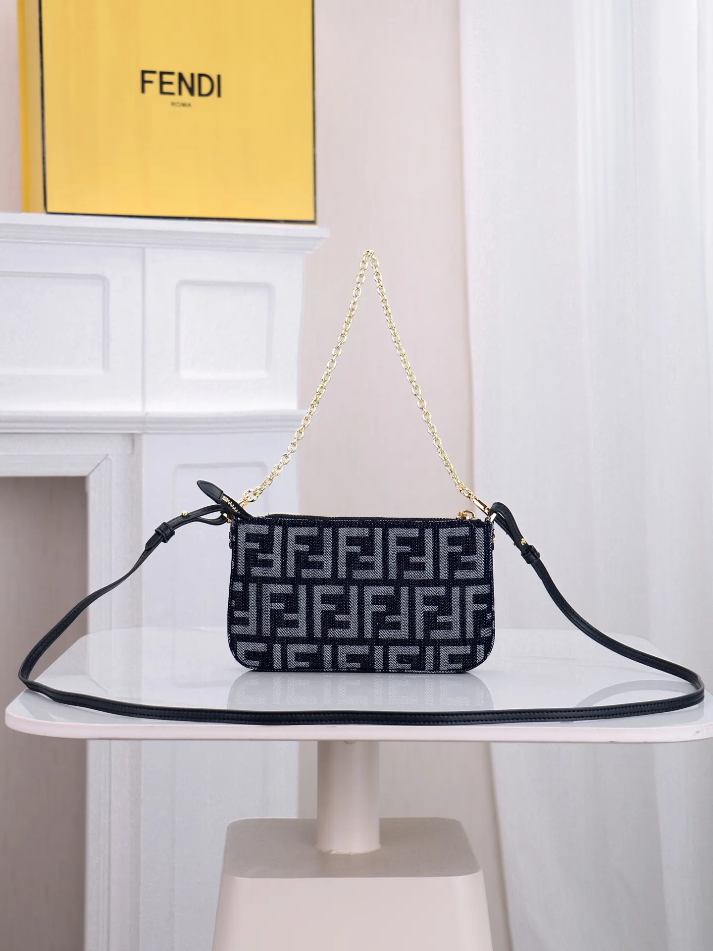 All Categories Fendi Women's Bags (Fendi) Fendi 7715