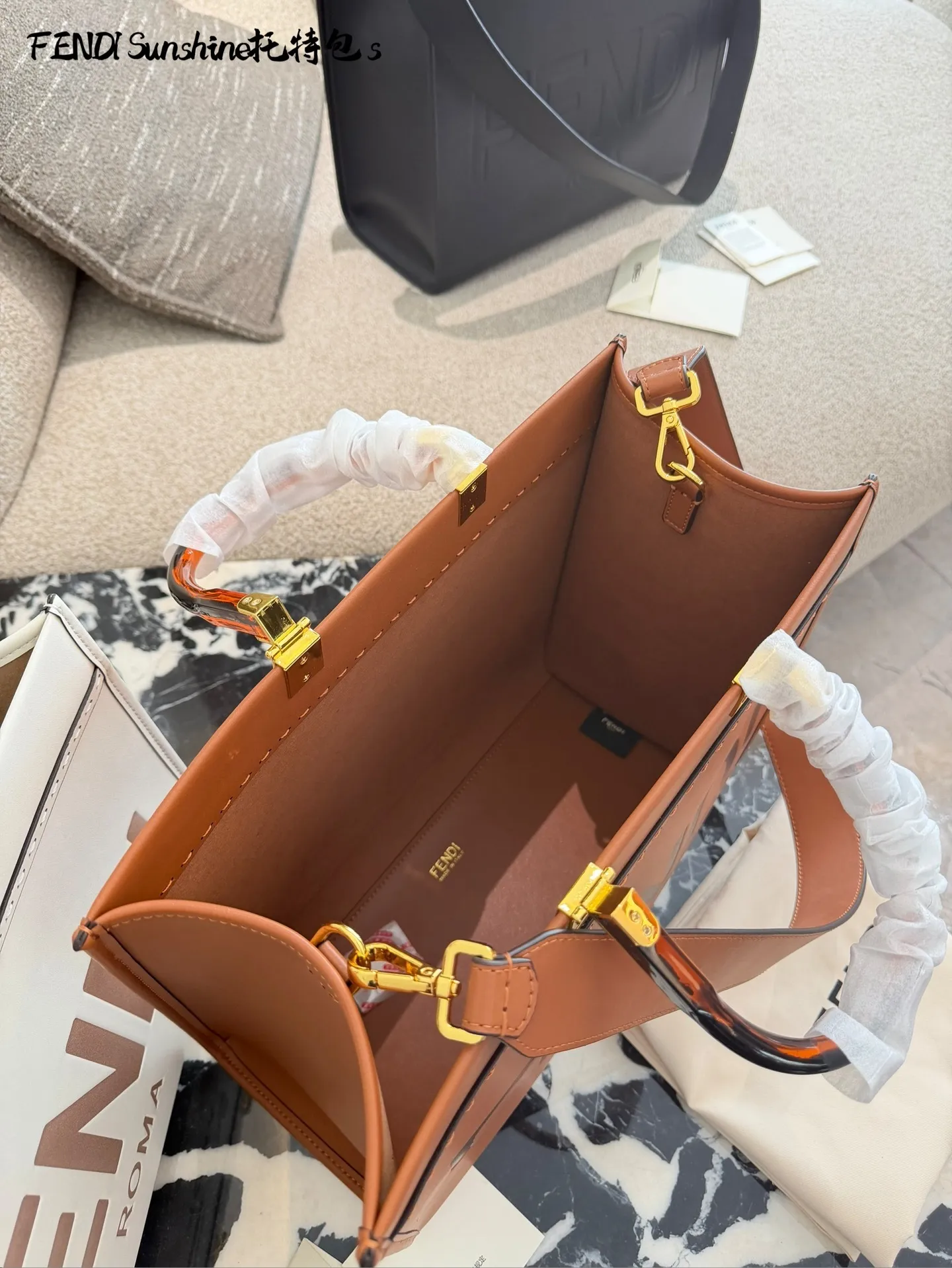 All Categories Official Website "Brand Women's Bags" Women's Bags 💙 FENDI 2025 New FENDI Sunshine Medium Tote Bag