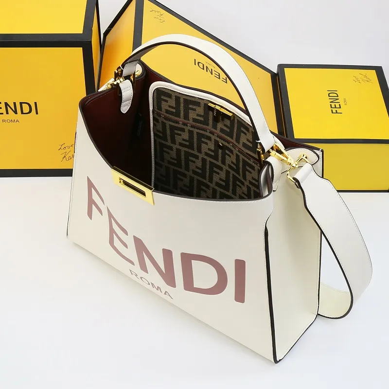 All Categories Fendi Women's Bags (Fendi) Fendi 3811