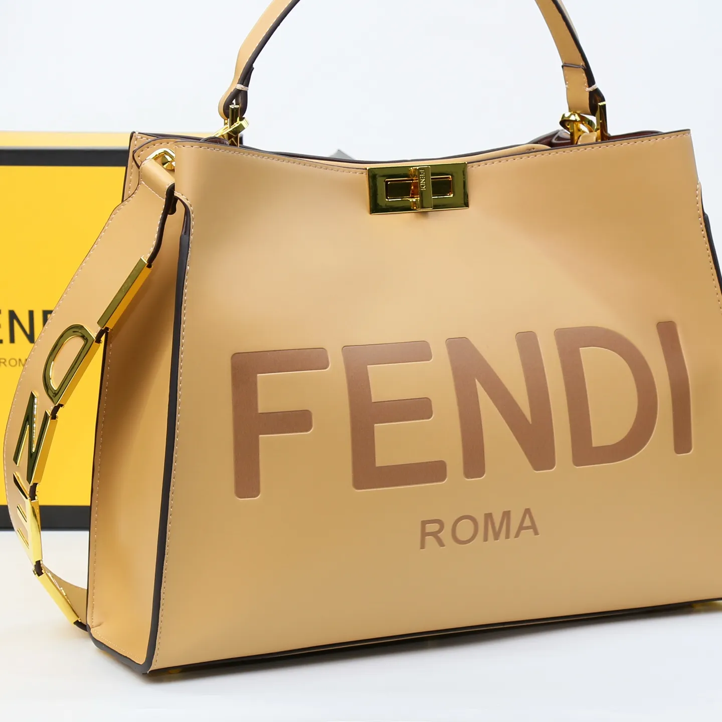 All Categories Fendi Women's Bags (Fendi) Fendi 3811