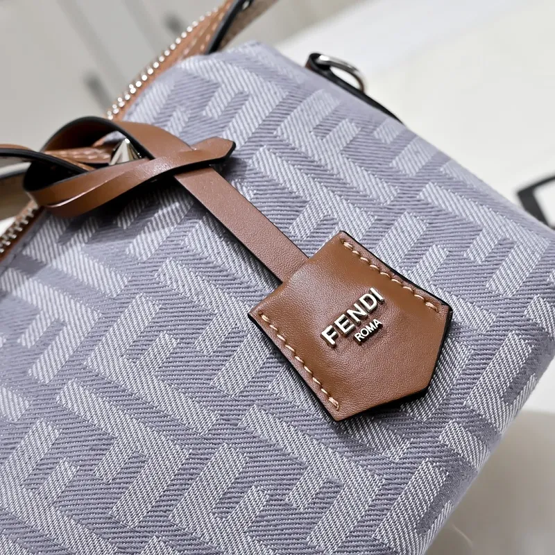 All Categories Fendi Women's Bags (Fendi) Fendi 8970