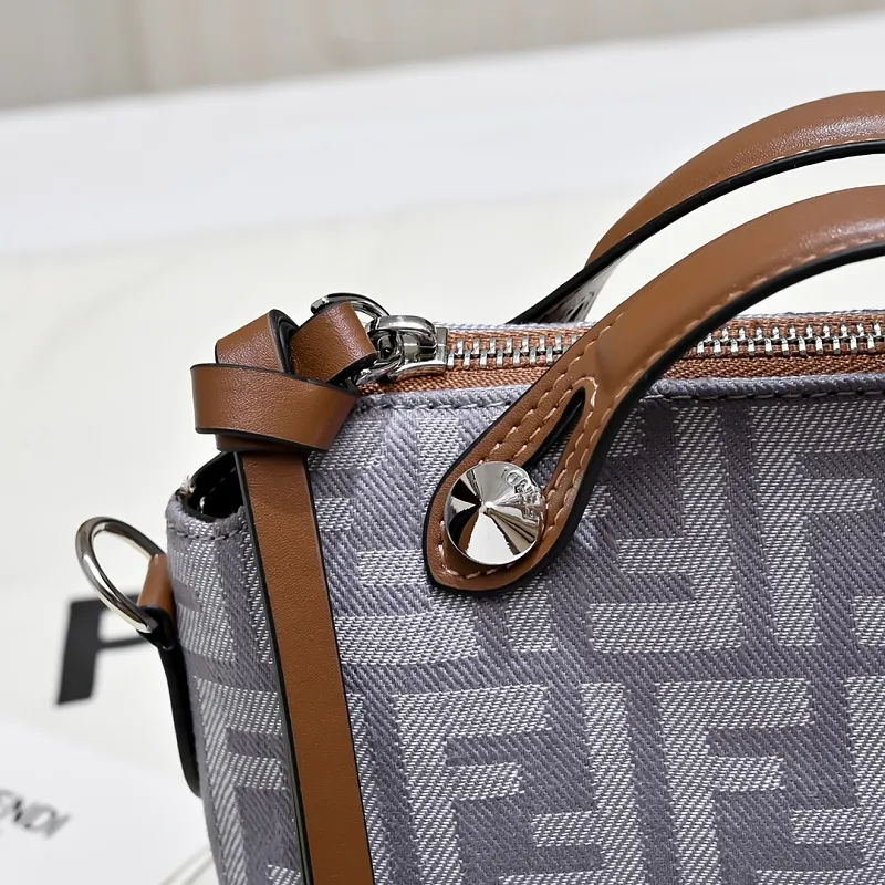 All Categories Fendi Women's Bags (Fendi) Fendi 8970