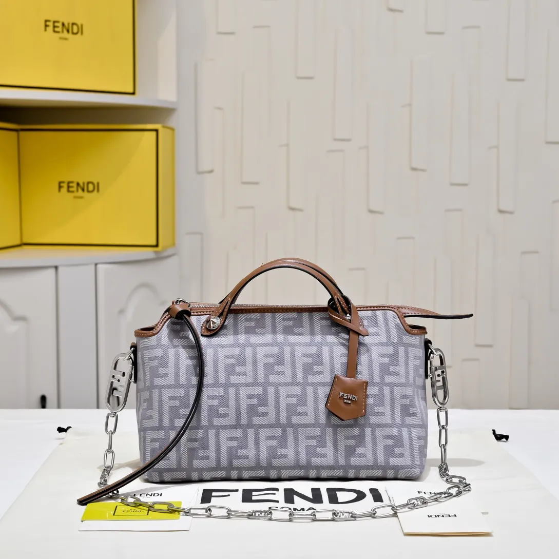 All Categories Fendi Women's Bags (Fendi) Fendi 8970