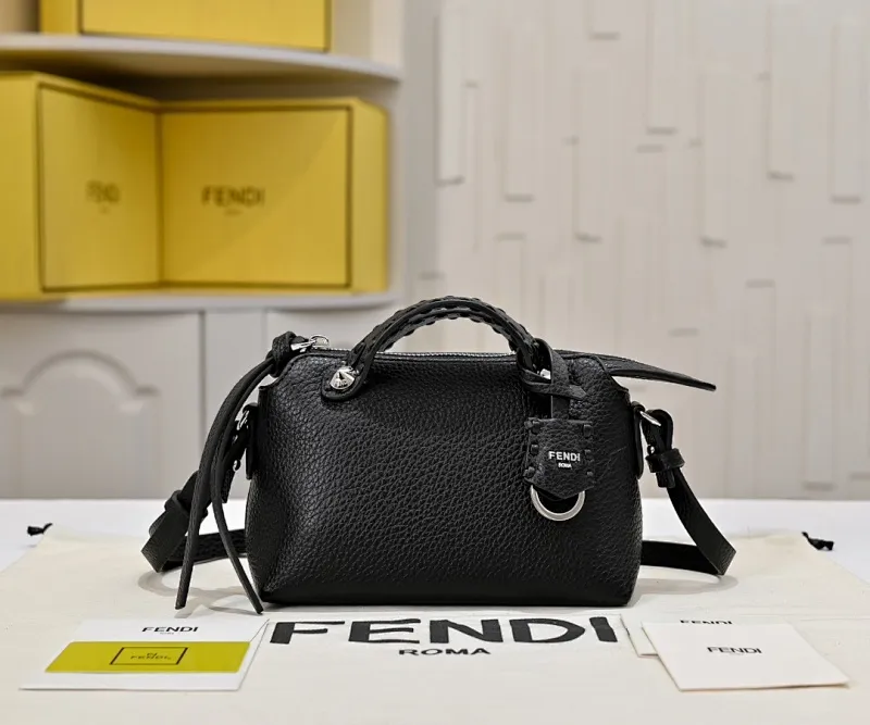 All Categories Official Website "Brand Women's Bags" Women's Bags 💙 FENDI 2025 New Fendi Crossbody Bag