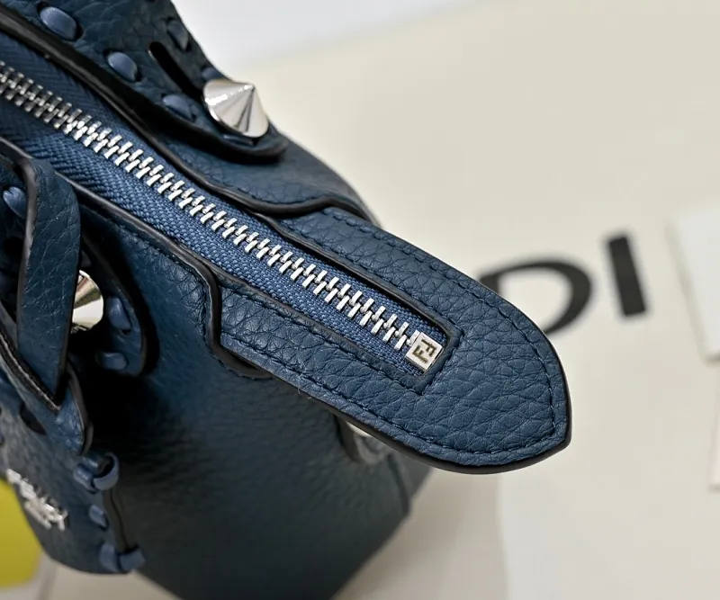 All Categories Official Website "Brand Women's Bags" Women's Bags 💙 FENDI 2025 New Fendi Crossbody Bag
