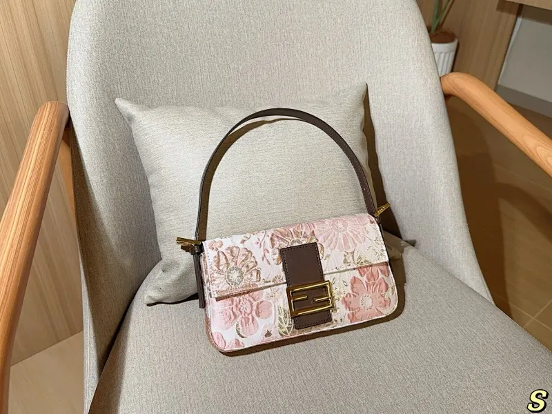 All Categories Official Website "Brand Women's Bags" Women's Bags 💙 FENDI 2025 New Fendi Underarm Bag