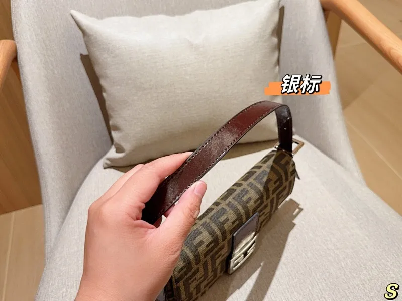 All Categories Official Website "Brand Women's Bags" Women's Bags 💙 FENDI 2025 New Fendi Underarm Bag