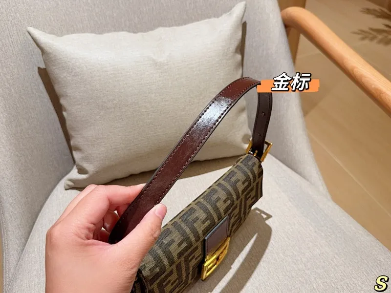 All Categories Official Website "Brand Women's Bags" Women's Bags 💙 FENDI 2025 New Fendi Underarm Bag