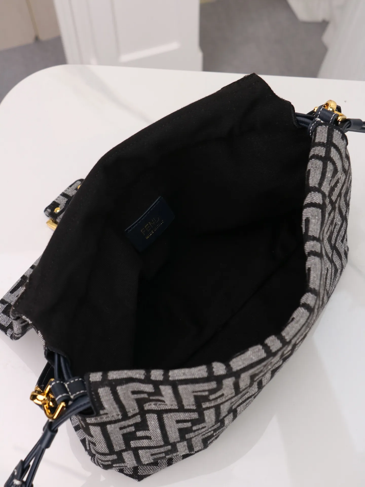 All Categories Fendi Women's Bags (Fendi) Fendi 7706