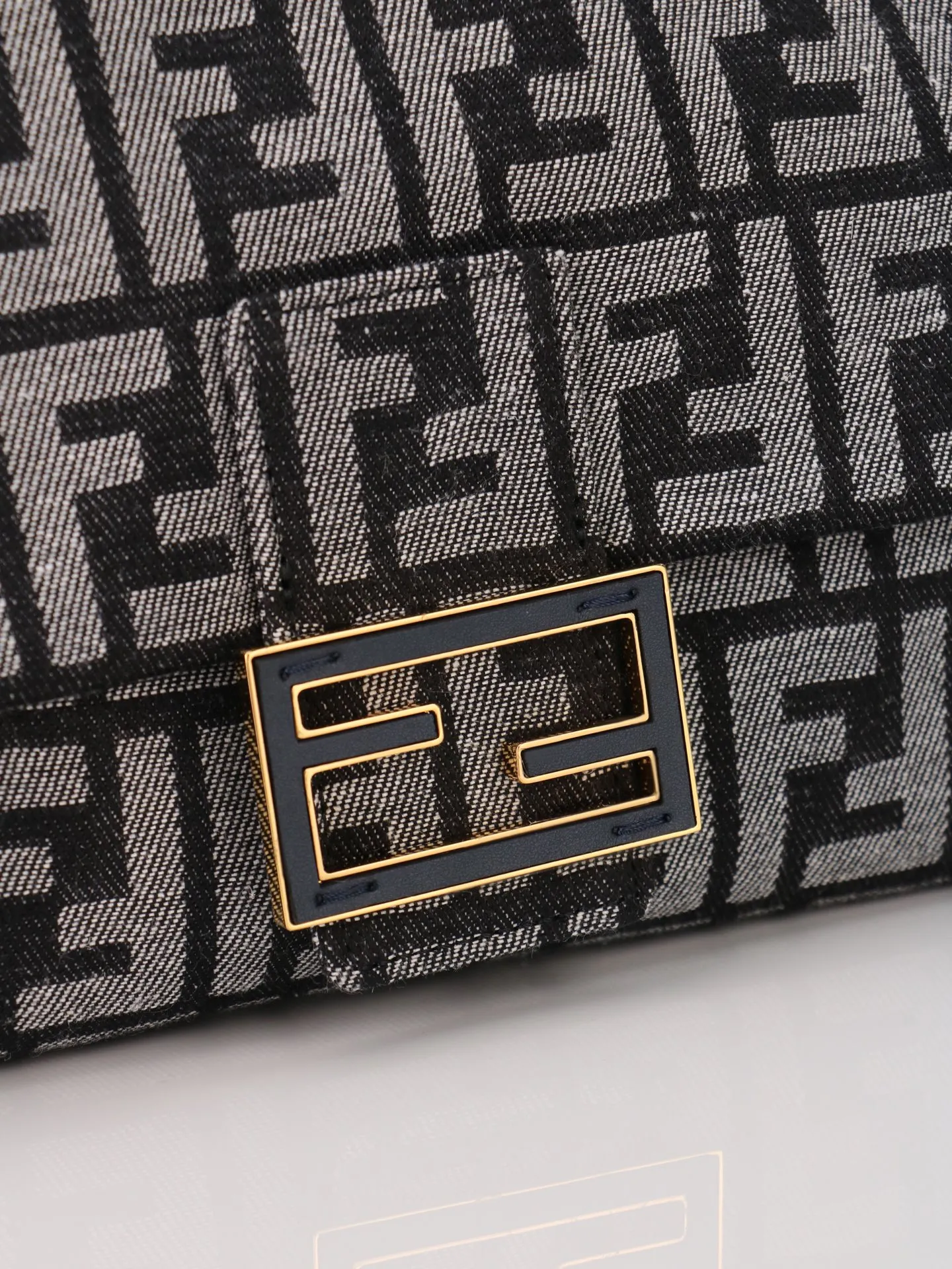 All Categories Fendi Women's Bags (Fendi) Fendi 7706