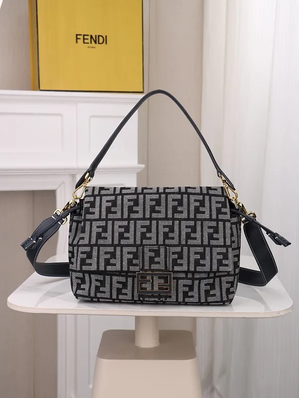 All Categories Fendi Women's Bags (Fendi) Fendi 7706