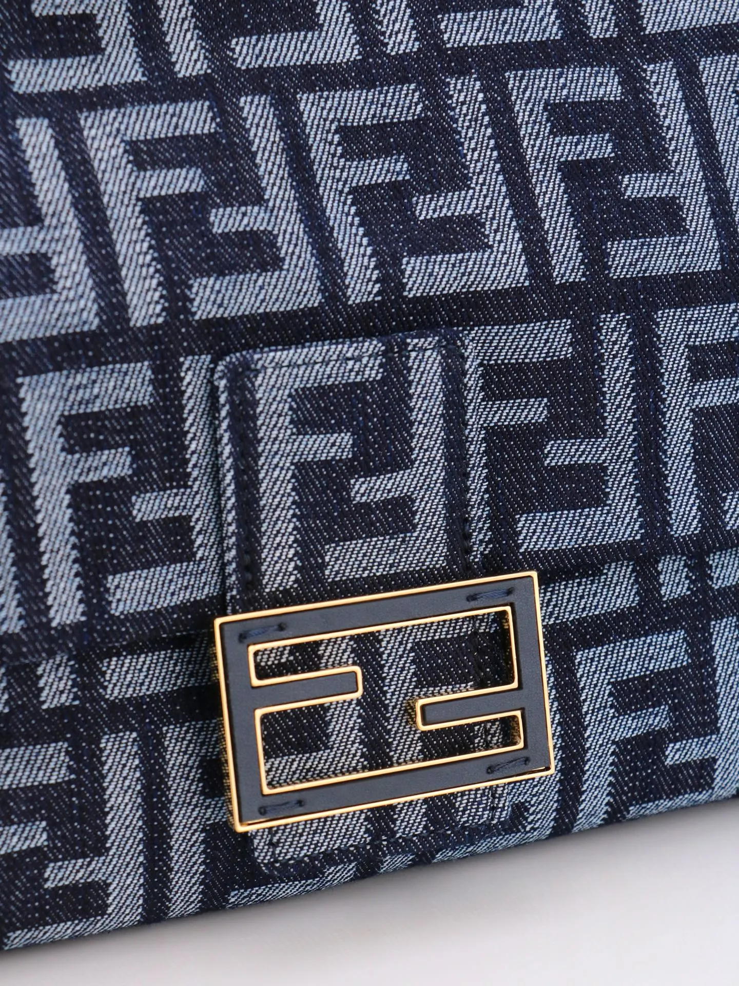 All Categories Fendi Women's Bags (Fendi) Fendi 7706