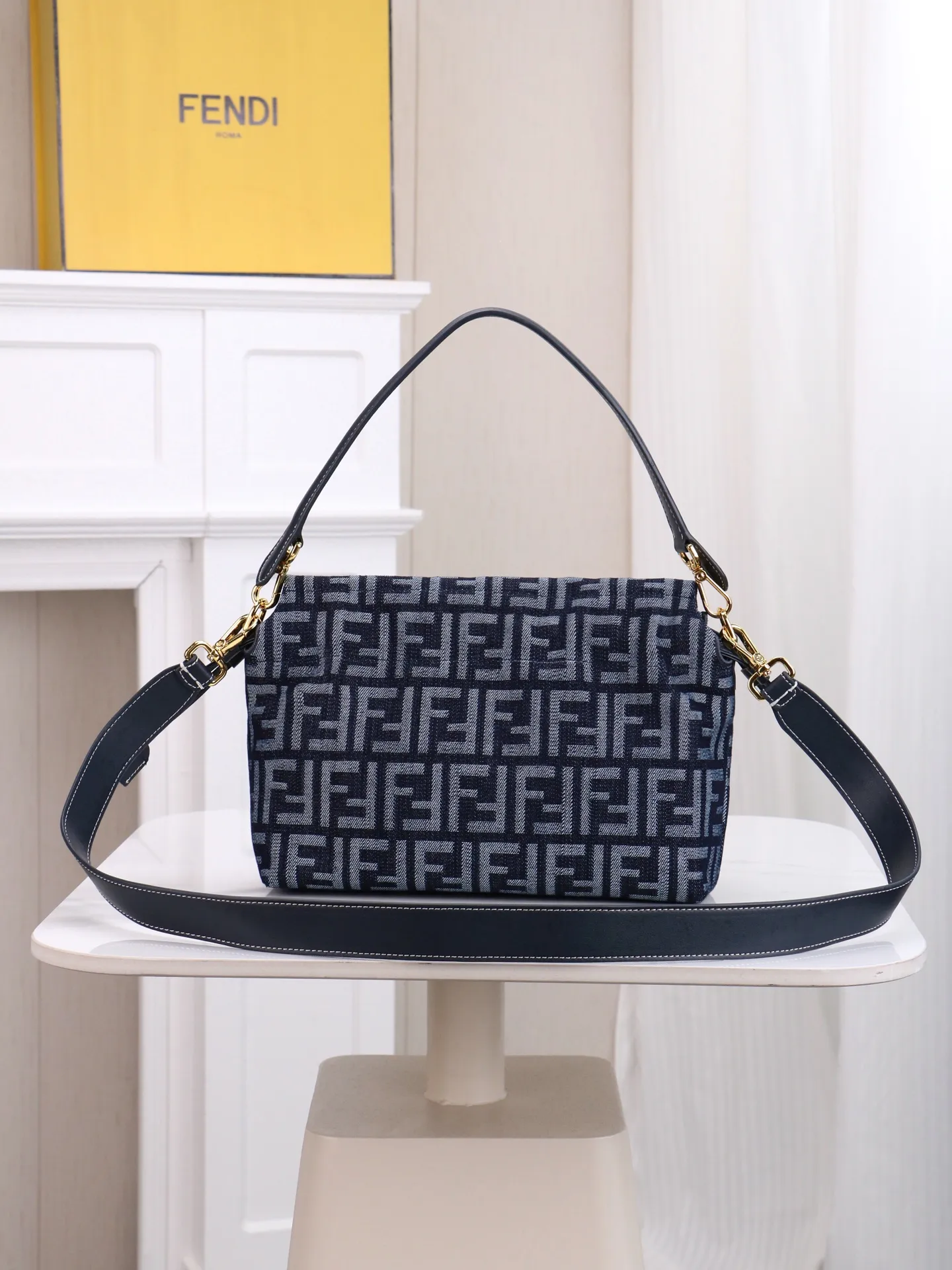 All Categories Fendi Women's Bags (Fendi) Fendi 7706