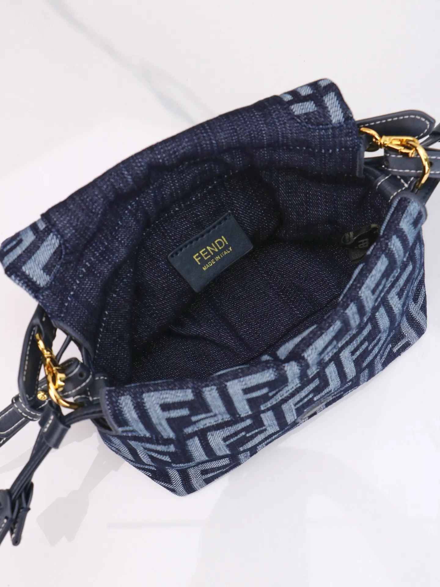 All Categories Fendi Women's Bags (Fendi) Fendi 7706