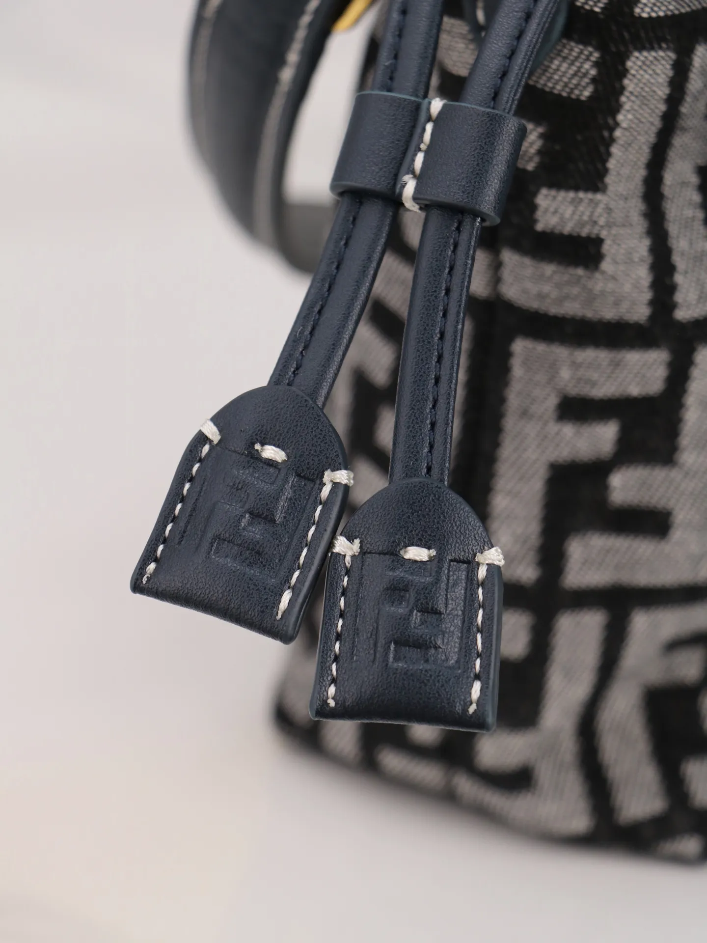 All Categories Fendi Women's Bags (Fendi) Fendi 7706