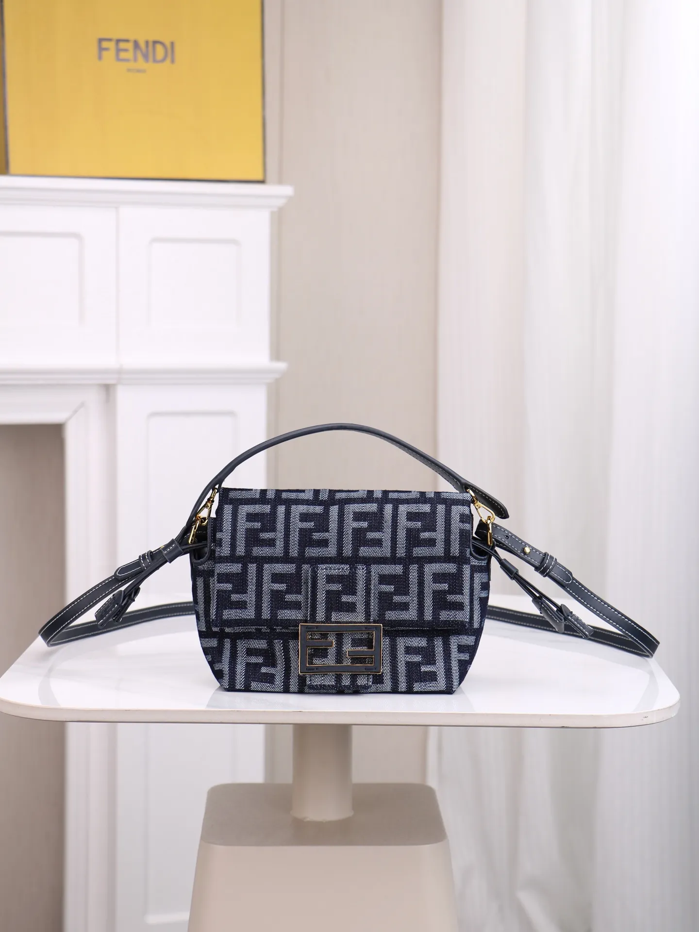 All Categories Fendi Women's Bags (Fendi) Fendi 7706