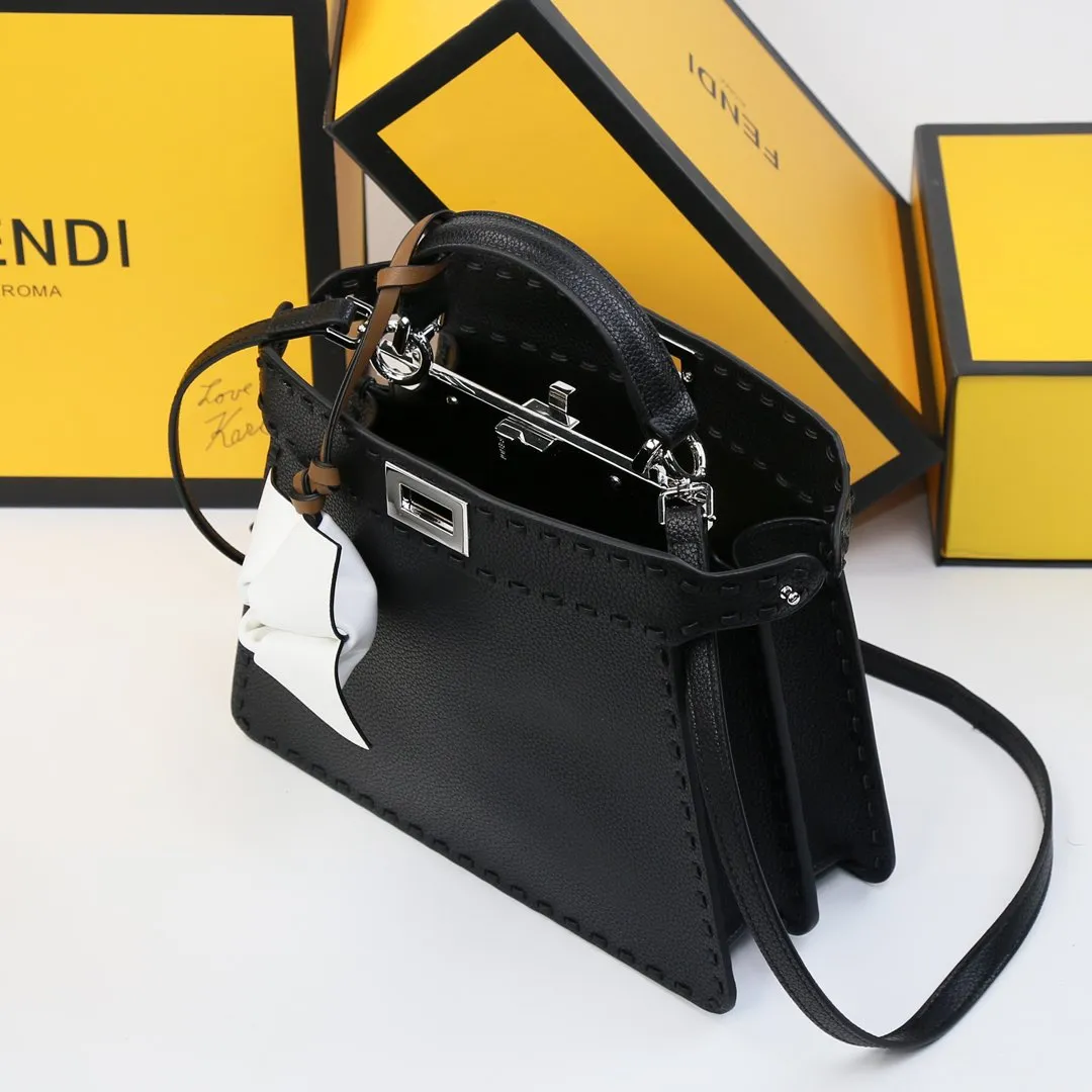 All Categories Fendi Women's Bags (Fendi) Fendi 2711