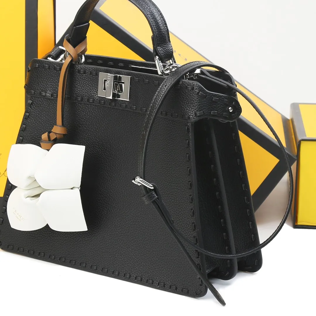 All Categories Fendi Women's Bags (Fendi) Fendi 2711