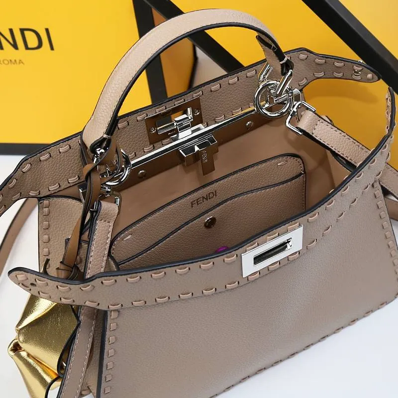 All Categories Fendi Women's Bags (Fendi) Fendi 2711