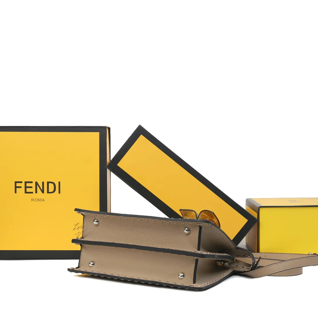 All Categories Fendi Women's Bags (Fendi) Fendi 2711
