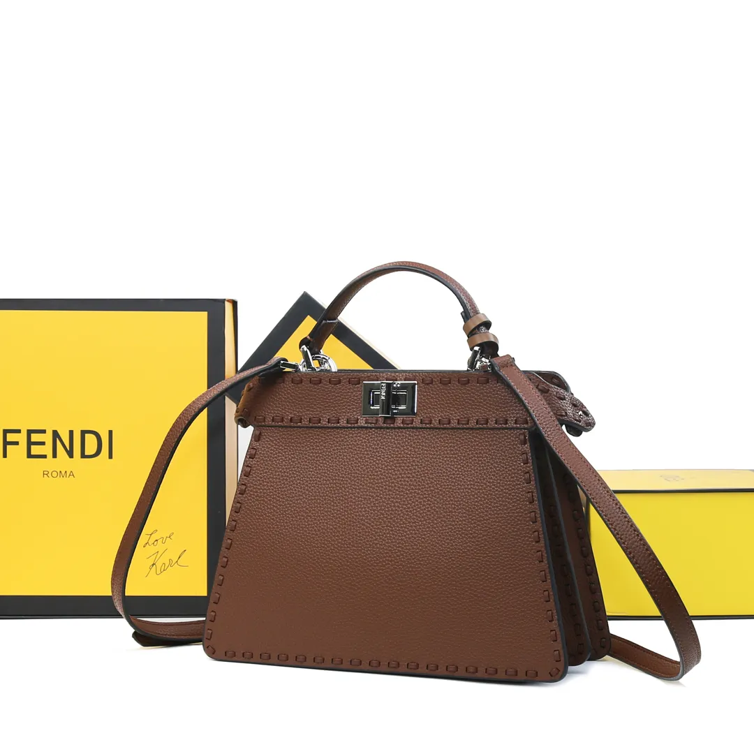 All Categories Fendi Women's Bags (Fendi) Fendi 2711