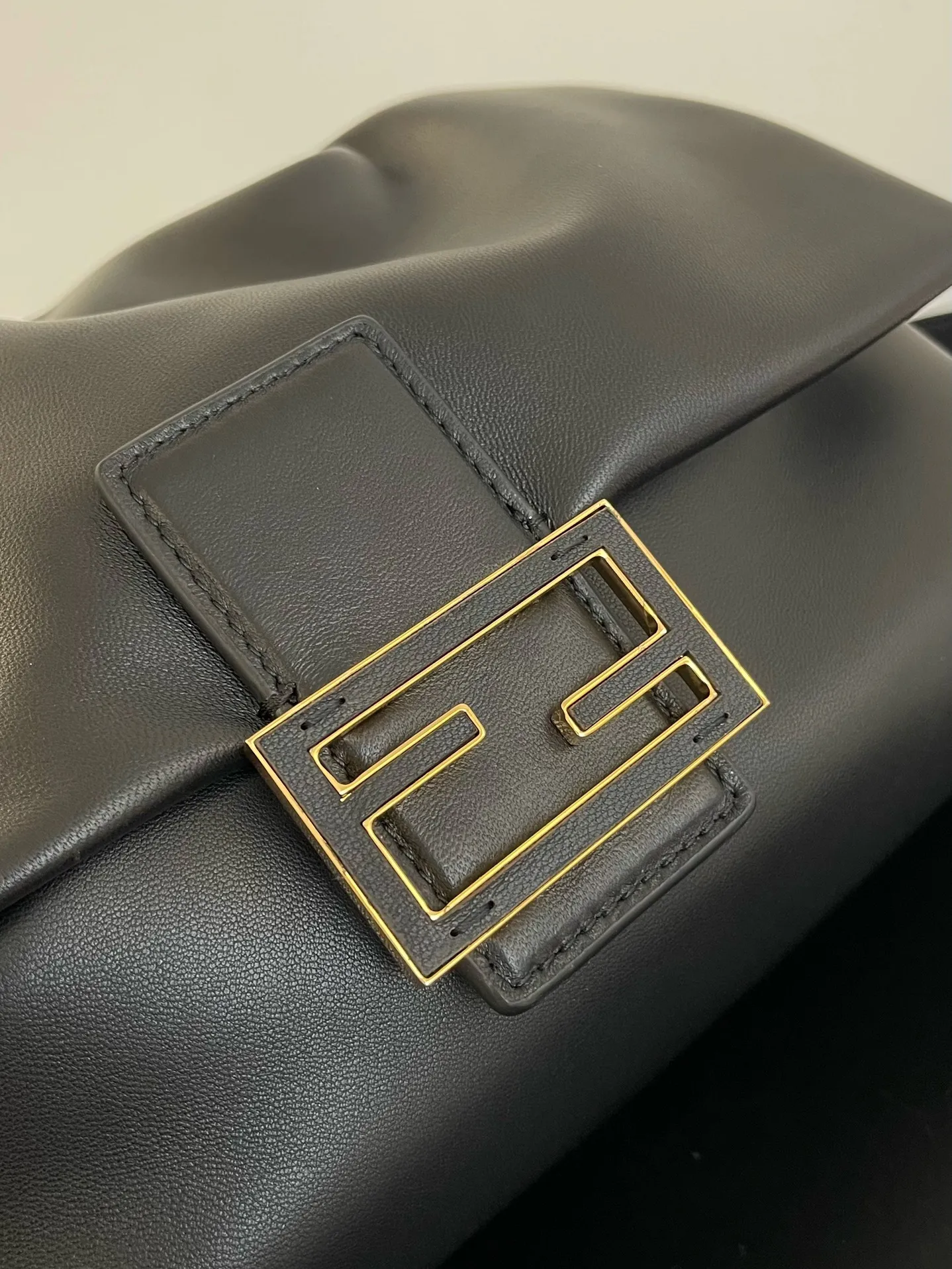 All Categories Fendi Women's Bags (Fendi) Fendi 83016