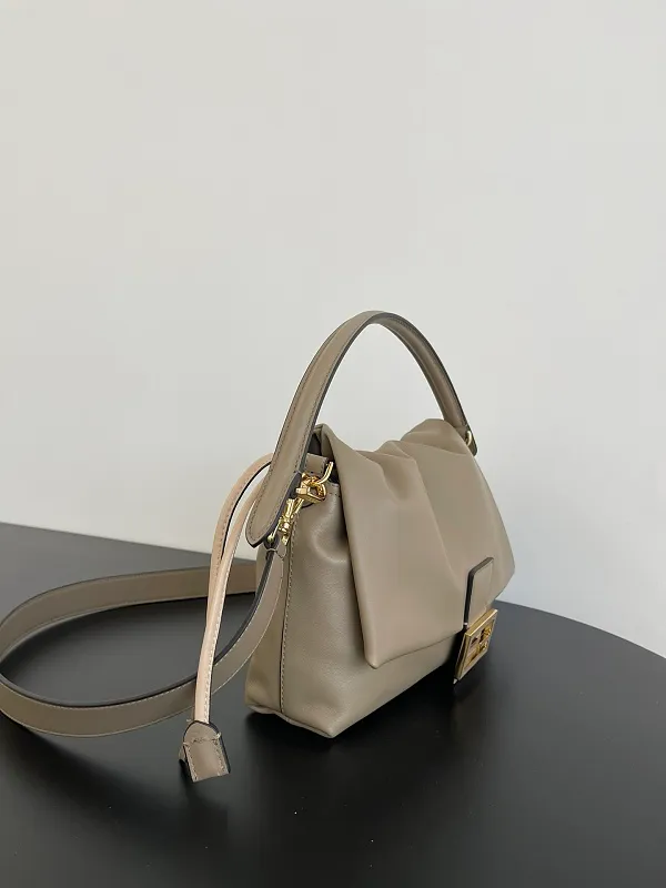 All Categories Fendi Women's Bags (Fendi) Fendi 83016