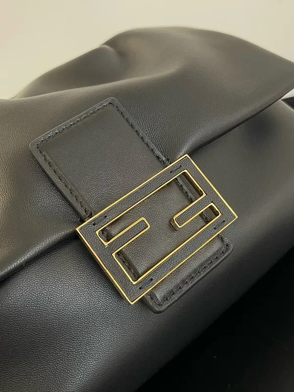 All Categories Fendi Women's Bags (Fendi) Fendi 83016