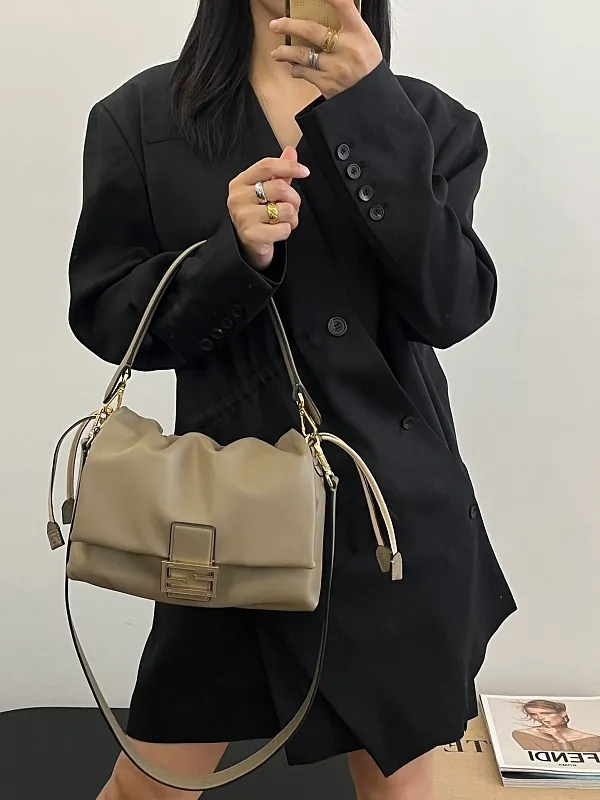 All Categories Fendi Women's Bags (Fendi) Fendi 83016