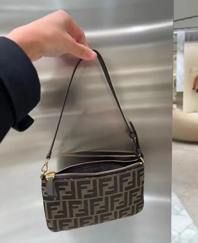 All Categories Fendi Women's Bags (Fendi) Fendi 2002