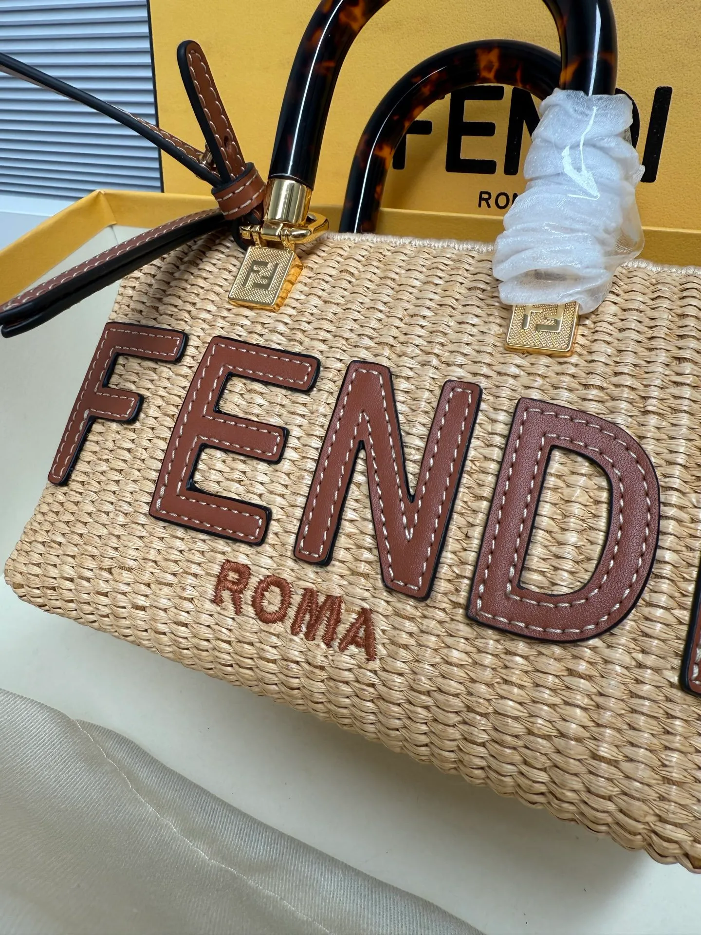 All Categories Official Website "Brand Women's Bags" Women's Bags 💙 FENDI 2026 Official Website FENDI Crossbody Bag